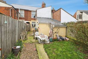 YORK ROAD- click for photo gallery